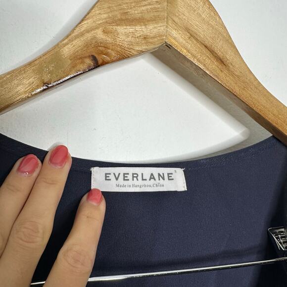 Everlane The Silk Dress Tank in Navy Blue Summer Minimalist Size Small - Picture 7 of 8